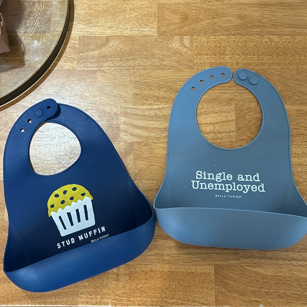 Bella Tunno silicone bib bundle of 2